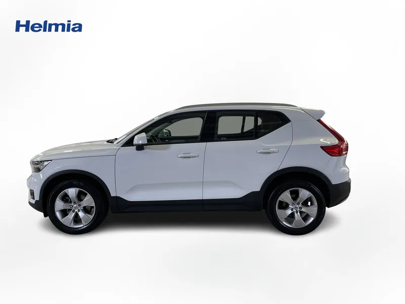 Bild 2 av 15 – Volvo XC40 B4 FWD Bensin Momentum Advanced Edt