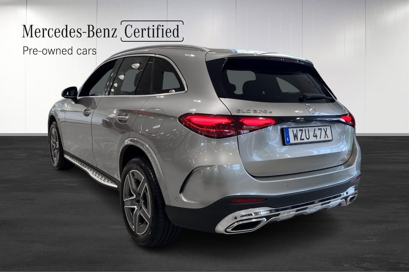 Bild 3 av Mercedes-Benz GLC 300 e 4MATIC SUV