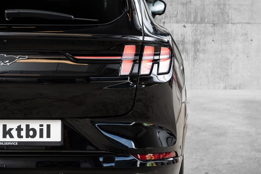 Bilde 4 av Ford Mustang Mach-E Long Range AWD Premium/360Kamera/B&O/Hengerfeste/App/ACC