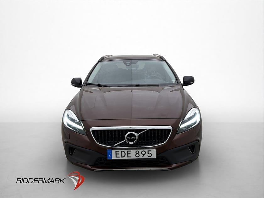 Bild 2 av Volvo V40 Cross Country D3 Momentum 150hk 0.41 l/mil VOC PDC