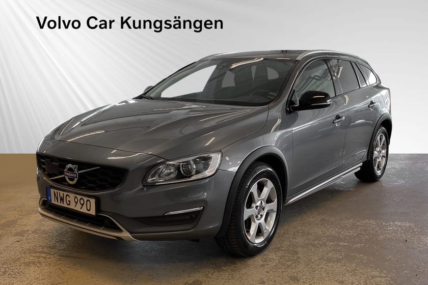 Bild 1 av Volvo V60 Cross Country D4 AWD Summum BE PRO LÄDER TAKLUCKA