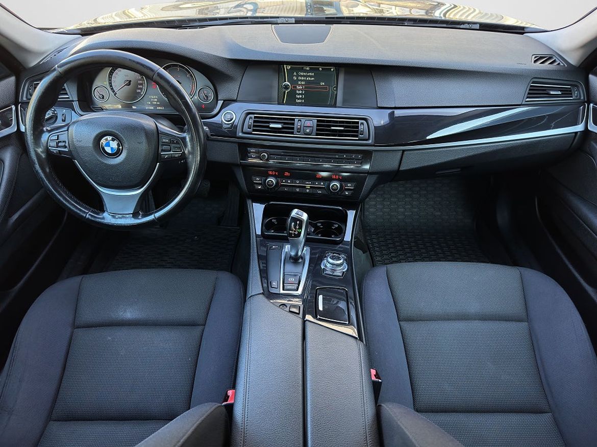 BMW 520d Sedan, bild 11 av 19