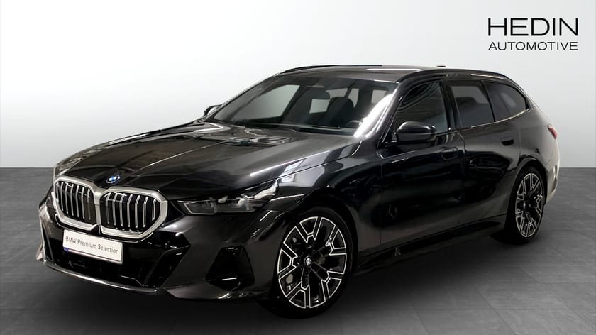 Bild 1 av BMW 530e xDrive Touring M  Sport Business Edition Bowers & Wilkins ljudsystem