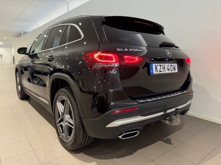 Bild 4 av Mercedes-Benz GLA 250 e 