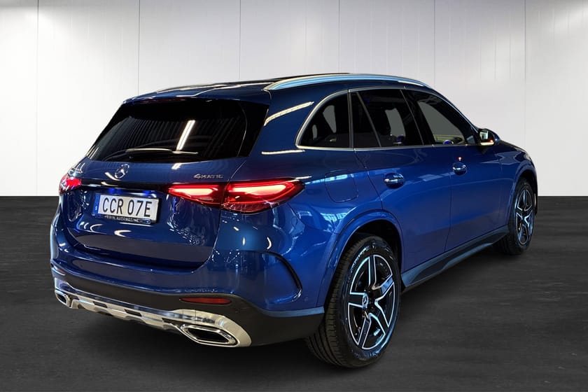 Bild 3 av Mercedes-Benz GLC 300 e 4MATIC 4M | AMG | Burmester | Pano | 360 | Drag | HUD | Minnespaket |