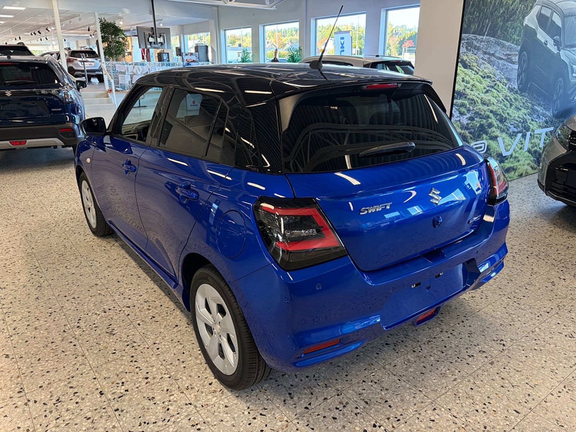 Suzuki Swift Hybrid CVT Euro 6 Select 2025, bild 3/8