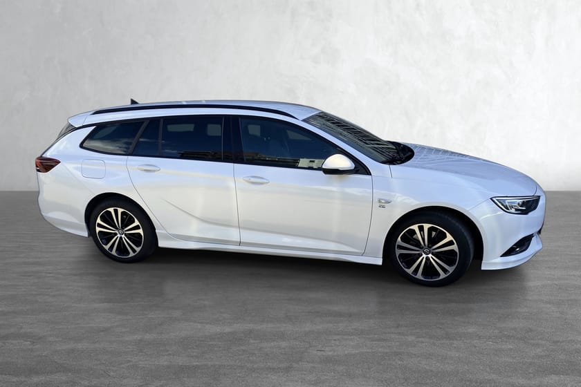 Bilde 4 av Opel Insignia Sports Tourer Meget pen bil ny vinterdekk