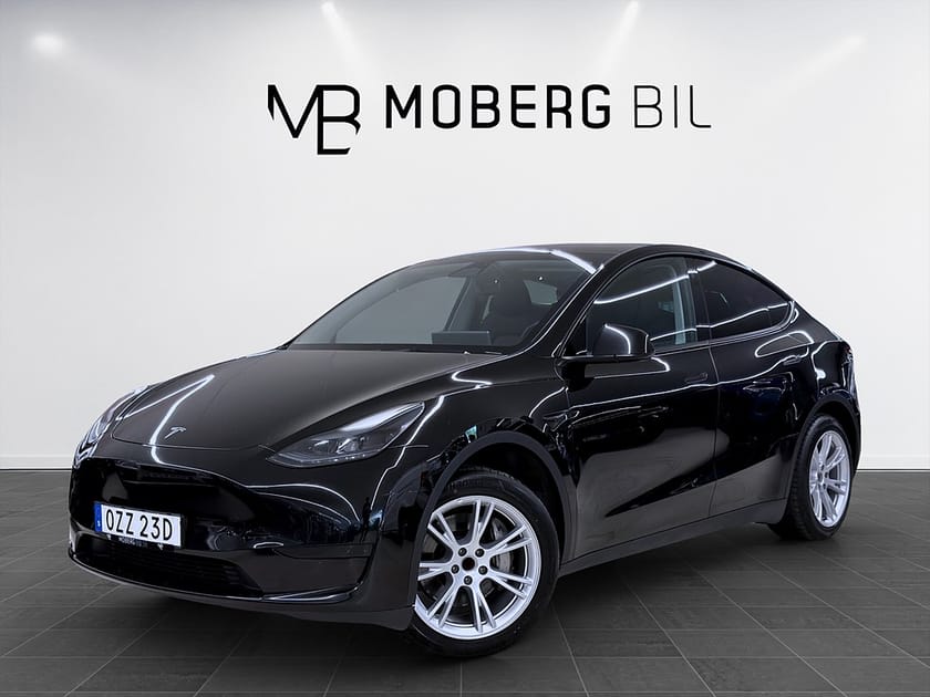 Bild 1 av Tesla Model Y Standard Range RWD 299hk Helg på Moberg! Pano B-Kamera