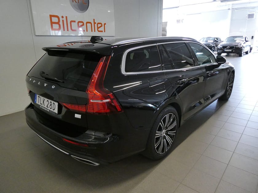 Bild 4 av Volvo V60 Recharge T6 AWD Skinn-Värmare-Kamera-Blis-SoV