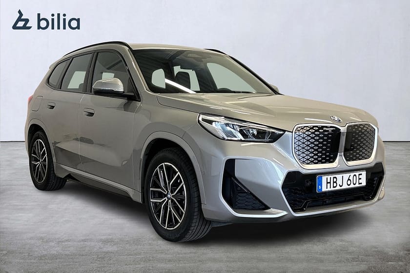 Bild 3 av BMW iX1 xDrive30 xDrive30/M Sport/Drag/B-Kamera/DEMO