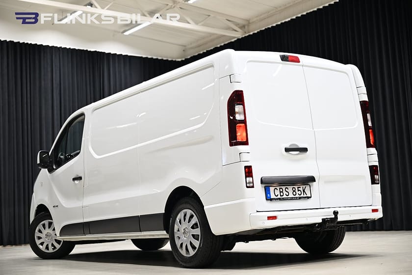 Bild 4 av Nissan NV300 Skåpbil dCi 145HK L2 Automat|Webasto|Drag|GPS|Backkamera|Moms