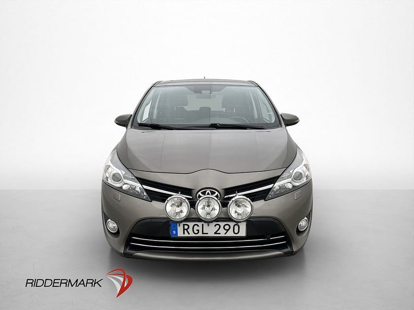 Bild 2 av Toyota Verso 147hk Active Plus 7-Sits Pano Värm Kamera Drag