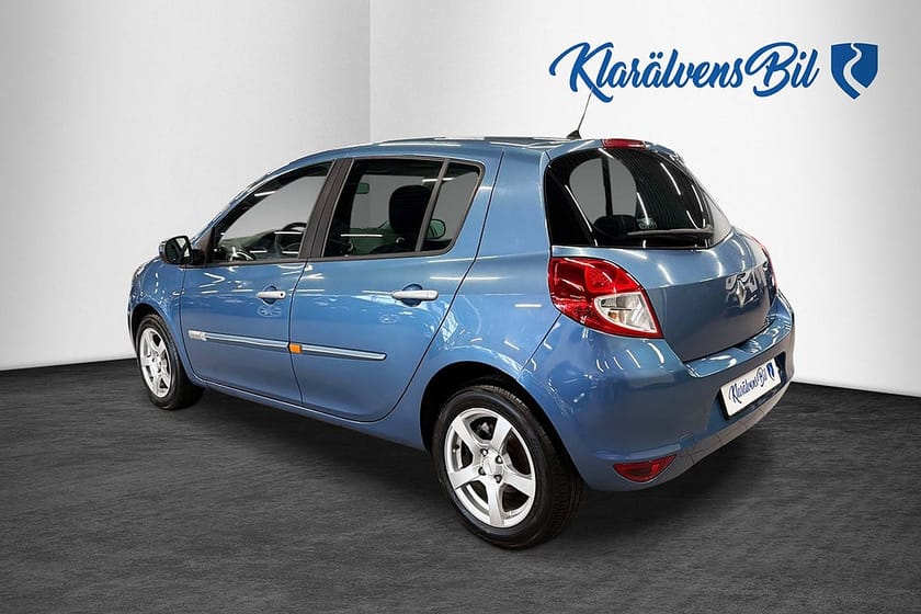 Bild 3 av Renault Clio  Halvkombi 5-dörrars 1.2 (75hk) Lågmil Ny-Kamrem