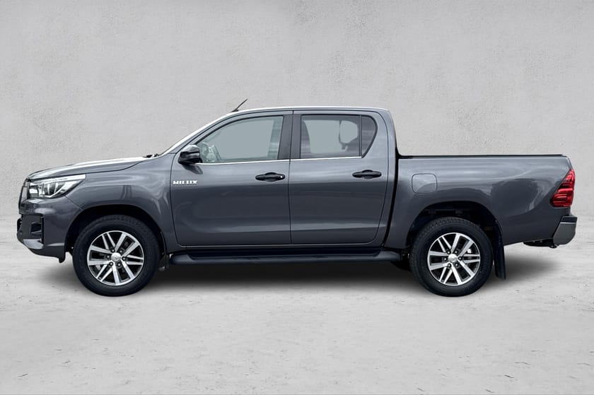 Bilde 2 av Toyota Hilux Dobbelcab 4x4 | 2.4D | D-CAB | AUT | DAB + | R. KAMERA
