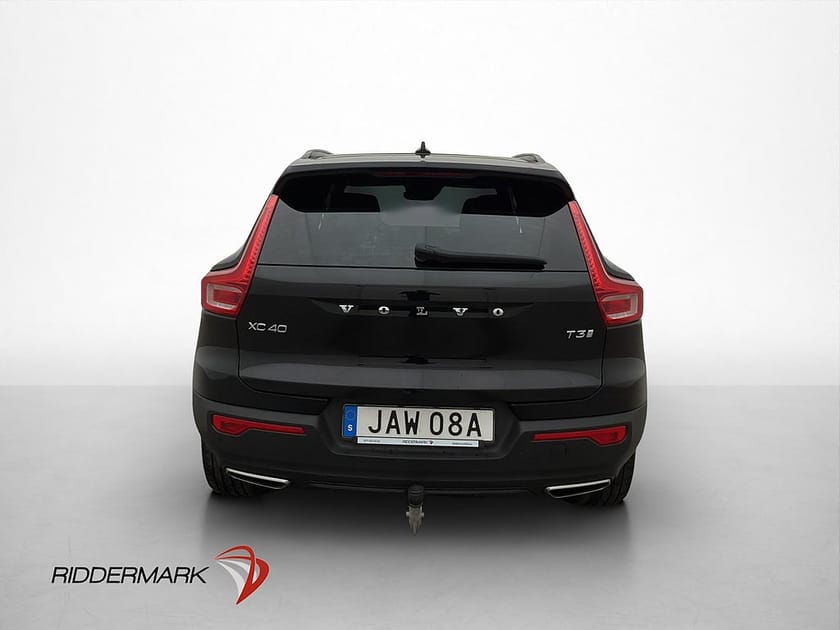 Bild 5 av Volvo XC40 T3 163hk R-Design VOC Värmare Dragkrok Skinn