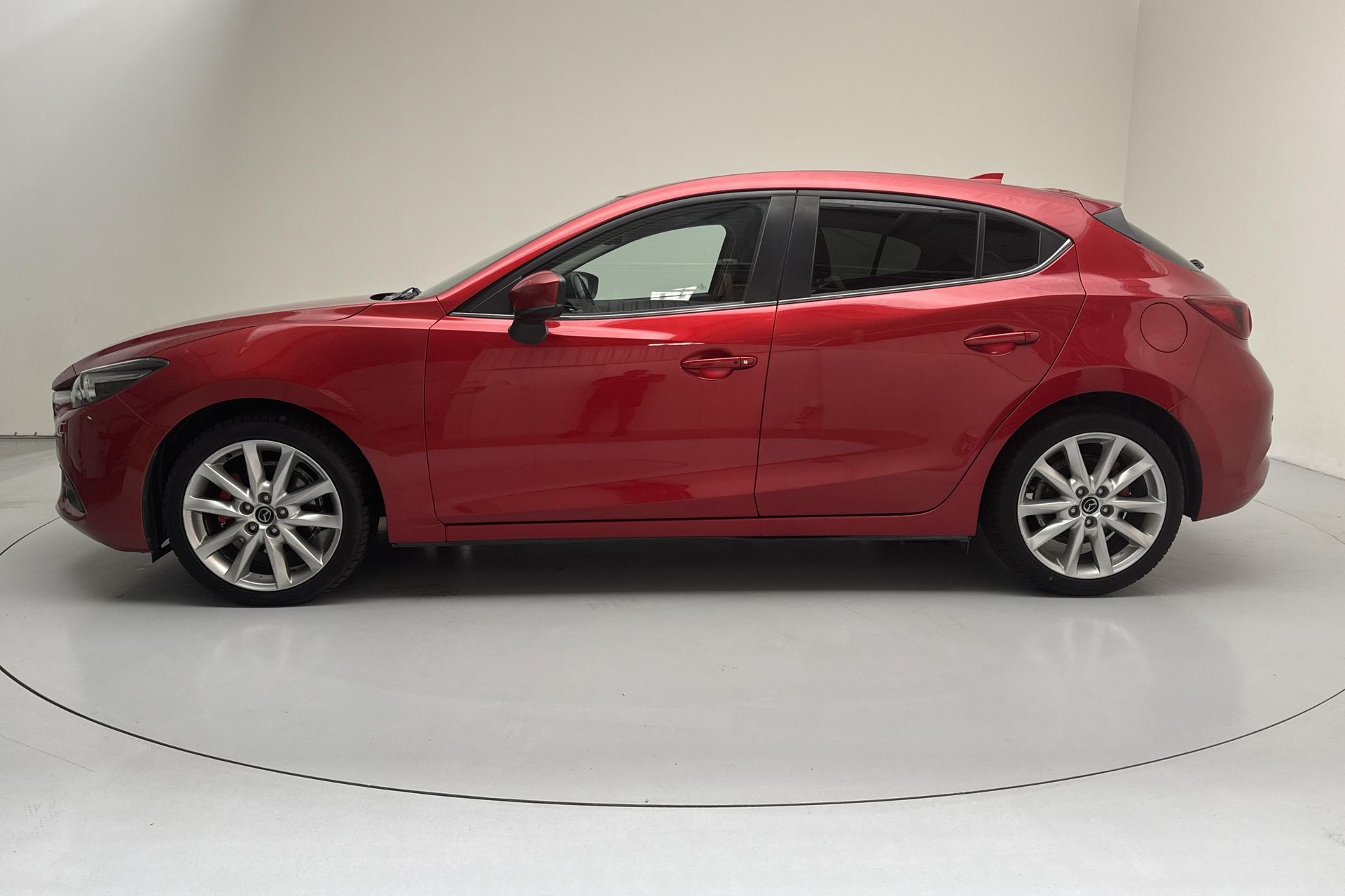 Mazda 3 Sport 2.2 SKYACTIV-D 2016, bild 2/10