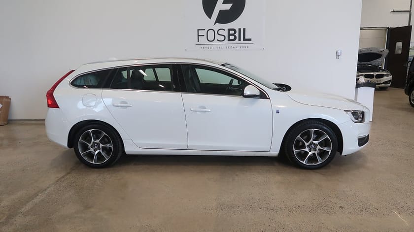 Bild 3 av Volvo V60 *RÄNTEKAMPANJ 3.45%* D4 Ocean Race Nyservad Drag-Värmar