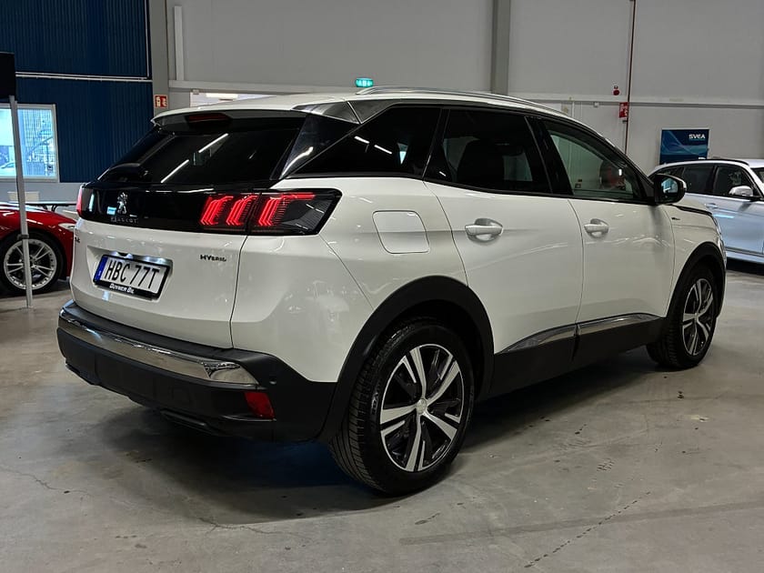 Bild 3 av Peugeot 3008 HYBRID 225 EAT Allure