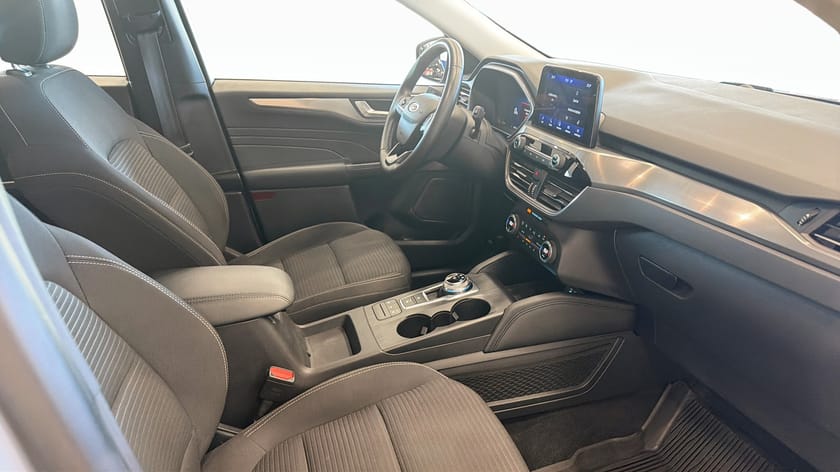 Bild 3 av Ford Kuga Plug-In Hybrid TITANIUM