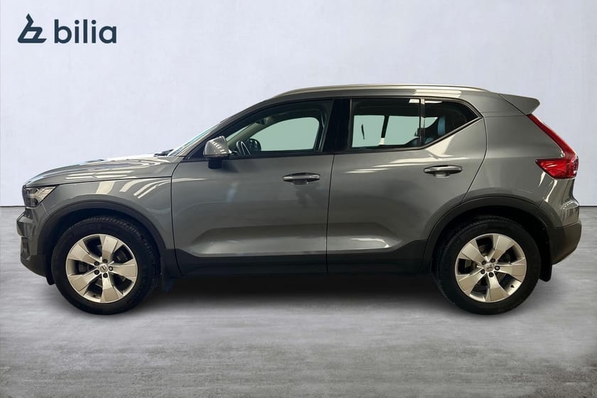 Bild 2 av Volvo XC40 D4 AWD Momentum Intro Ed Drag Teknikpaket PRO