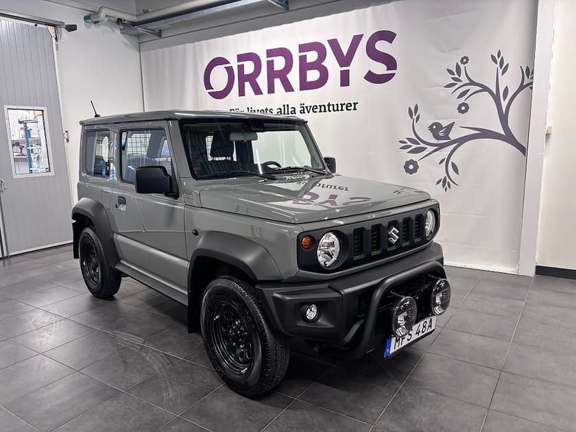 Bild 1 av Suzuki Jimny Torakku 1.5 102Hk Allgrip Frontbåge, Extraljus, Värmare
