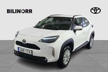 Toyota Yaris Cross Hybrid 115 AWD-i 1,5 ACTIVE SÄKERHETSPAKET V-HJUL