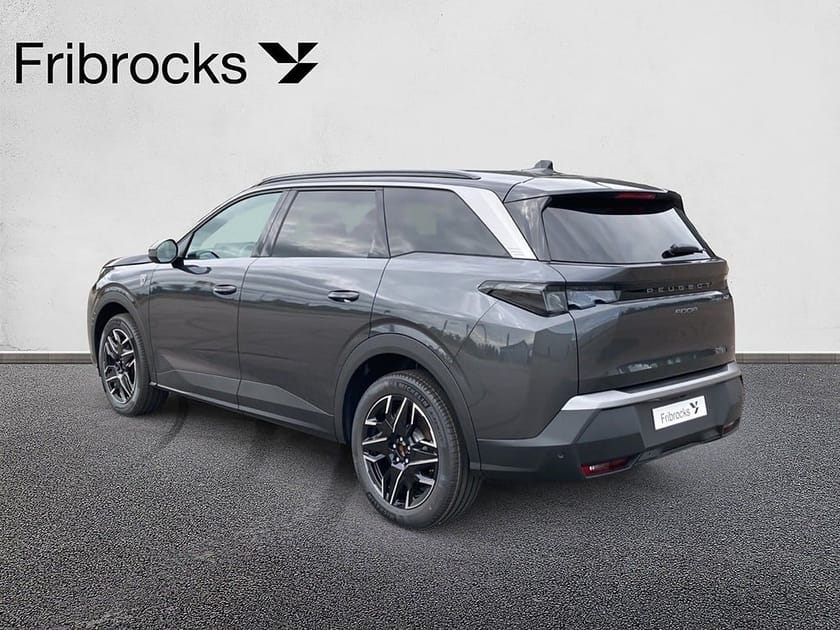 Bild 3 av Peugeot 5008 Hybrid 145 GT AUT 7-sits/Adapt Farth/Kamera/Demo
