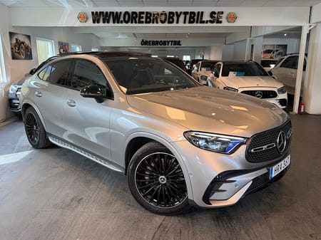 Mercedes-Benz GLC 300 d e Coupé 4MATIC AMG HUD Pano Drag Burmester SE UTR