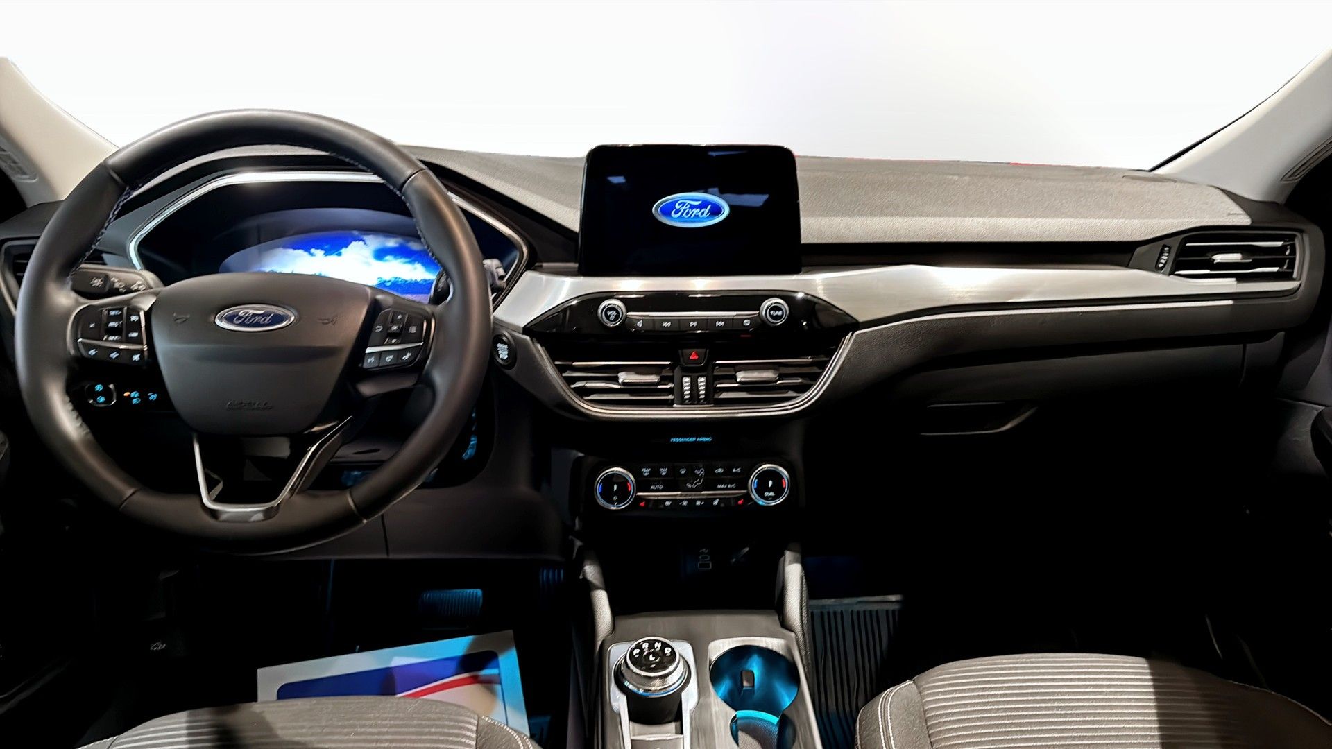 Ford Kuga Plug-In Hybrid 2024, bild 4/10