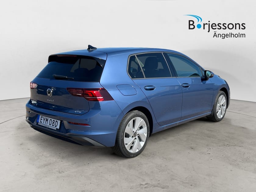 Bild 3 av Volkswagen Golf Life Edition eTSI 150hk DSG7