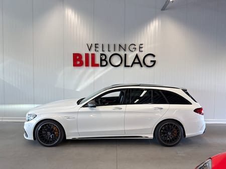 Mercedes-Benz AMG C 63 S T Keramiska Burmester 360 Drag Skalstolar Pano