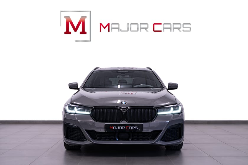 Bild 2 av BMW 530e xDrive Touring M Sport Innovation H/K DAP 360° HuD Drag 292hk