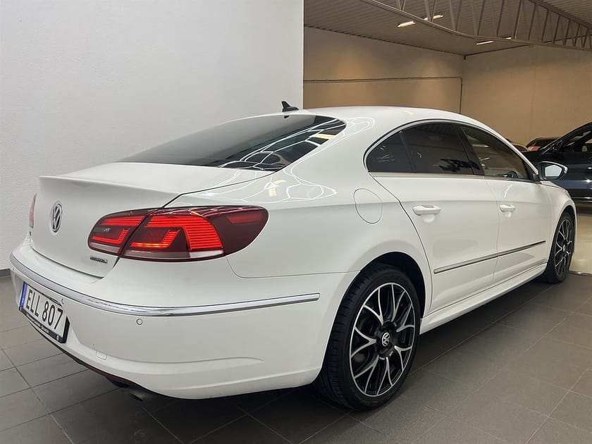 Bild 3 av Volkswagen CC 5-seater 2.0 TDI 4M 177hk Premium Värmare/Krok/Bkamera/Alcantara/1Brukare