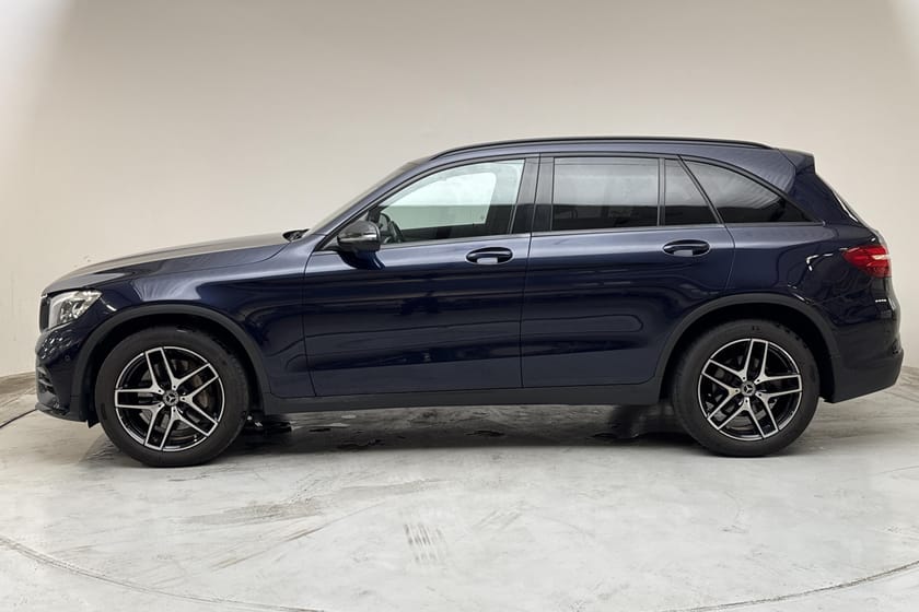 Bild 2 av Mercedes-Benz GLC 220 d 4MATIC X253 (170hk) AMG Line Drag