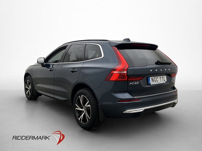 Bild 5 av Volvo XC60 B4 AWD 197hk Momentum Pano H/K Drag Värm 4 Zons