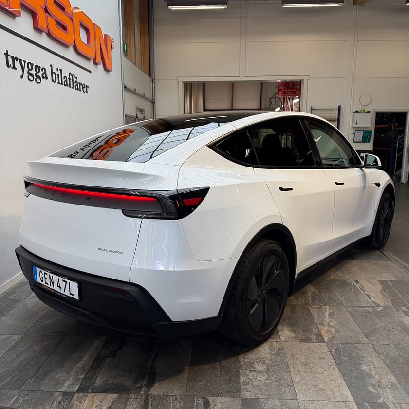 Bild 4 av Tesla Model Y Long Range AWD