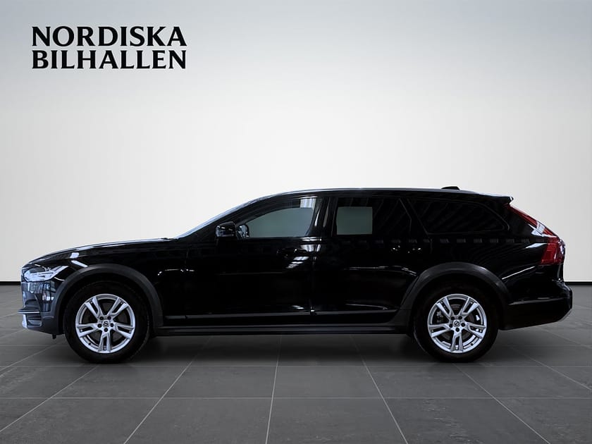 Bild 4 av Volvo V90 Cross Country D4 AWD Inscription Pro Värmare Drag Backkamera