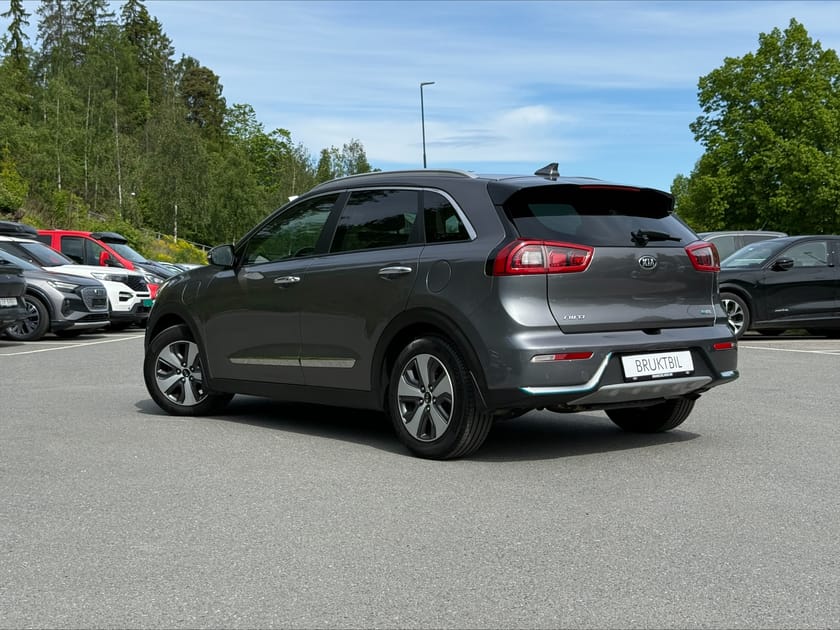 Bilde 2 av Kia Niro P-HEV Exclusive | JBL | Skinn | Adaptiv cruise | El-Seter