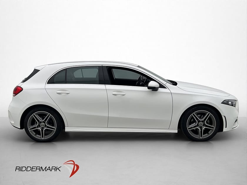 Bild 4 av Mercedes-Benz A 180 136hk AMG Drag Kamera CarPlay Halvskinn