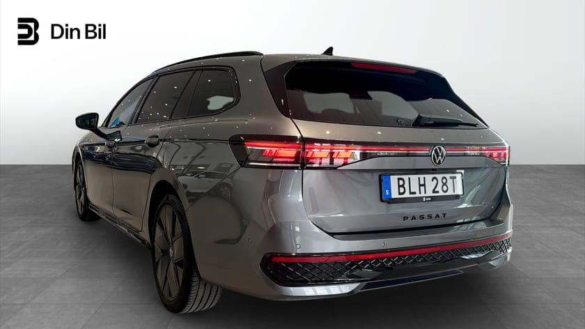 Bild 3 av Volkswagen Passat Variant eHybrid R-LINE 1.5 TSI 272 hk Drag/Värmare/Panoram