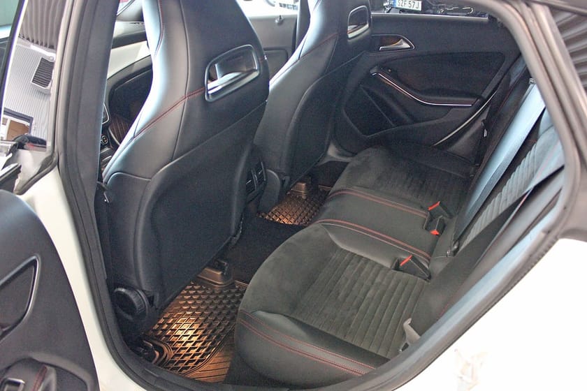 Bild 4 av Mercedes-Benz CLA 220 d 4MATIC Shooting Brake