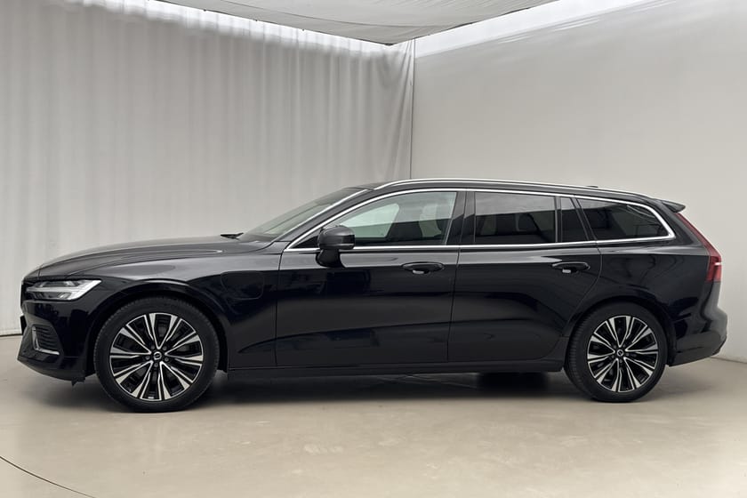 Bild 2 av Volvo V60 T6 AWD Recharge (350hk) Core Edition
