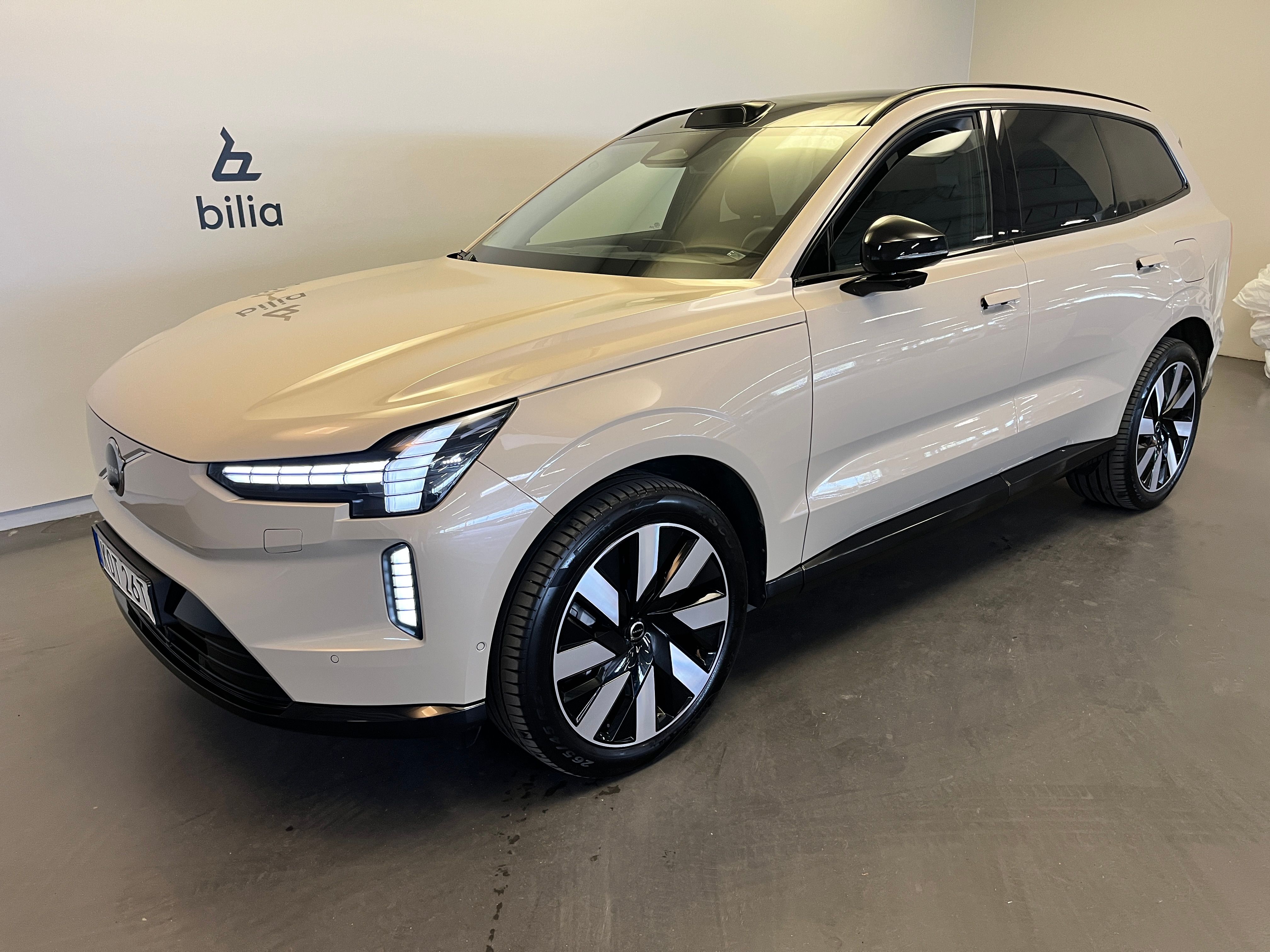 Volvo EX90 517 hp