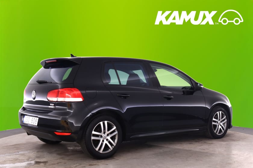 Bild 2 av Volkswagen Golf 5-Dörr 1.6 TDI DSG Automat 105hk GRILL PÅ KÖPET! Värmare Bluetooth