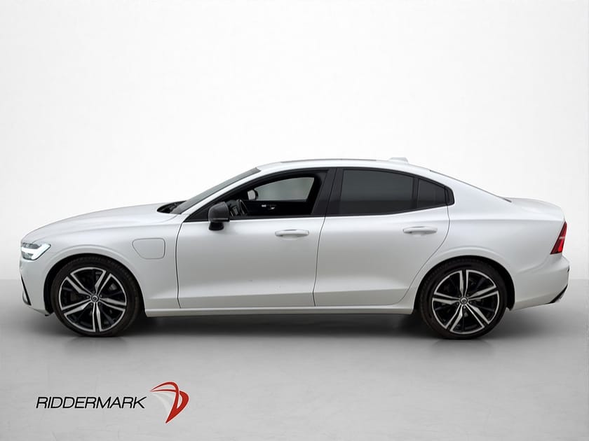 Bild 5 av Volvo S60 Recharge T8 AWD R-Design Pano H/K 360° Massage