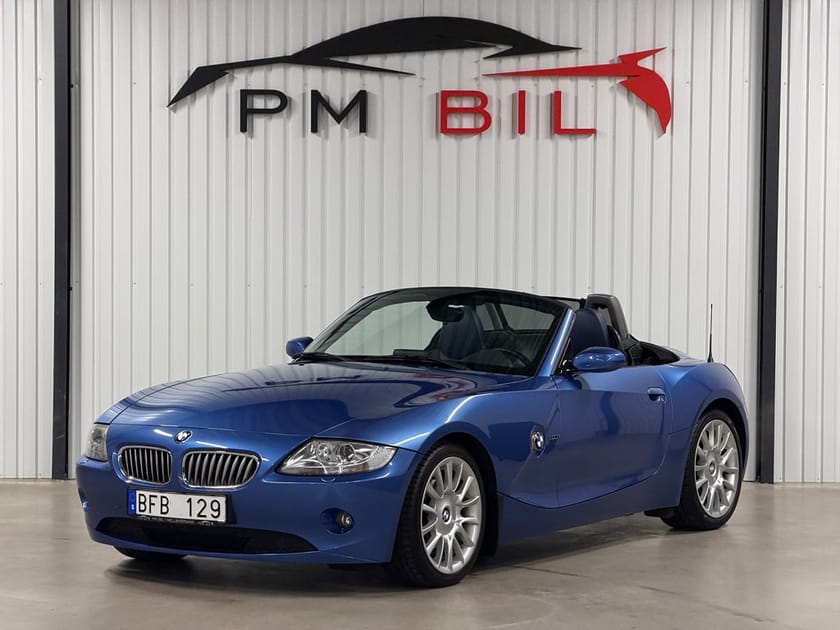 Bild 1 av BMW Z4 3.0i / Individual / Estoril Blå / Toppskick / Historik
