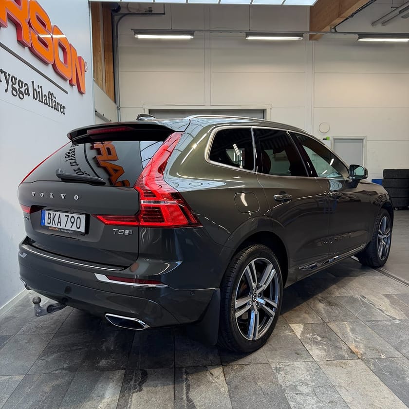 Bild 4 av Volvo XC60 T8 Twin Engine AWD Inscription B&W Pano Carplay Bkamera
