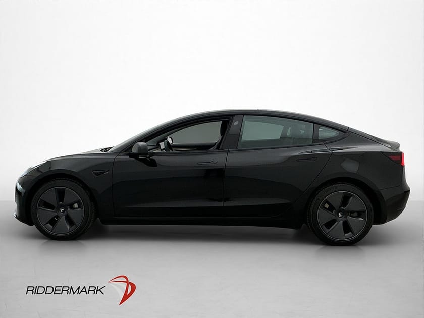 Bild 1 av Tesla Model 3 Standard Range