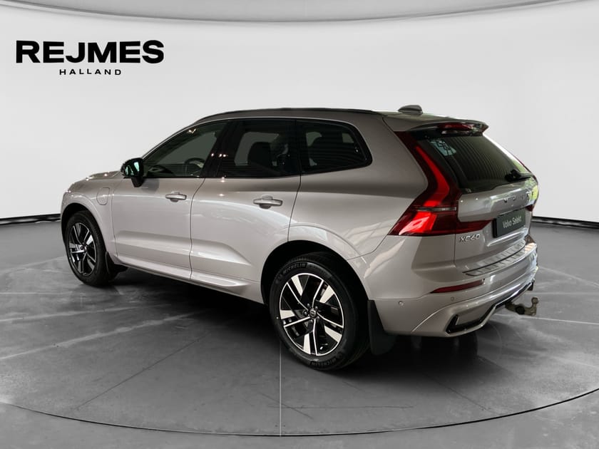 Bild 3 av Volvo XC60 T6 Plus Dark Nordic Edition | Dragkrok | 360-kamera | H/K