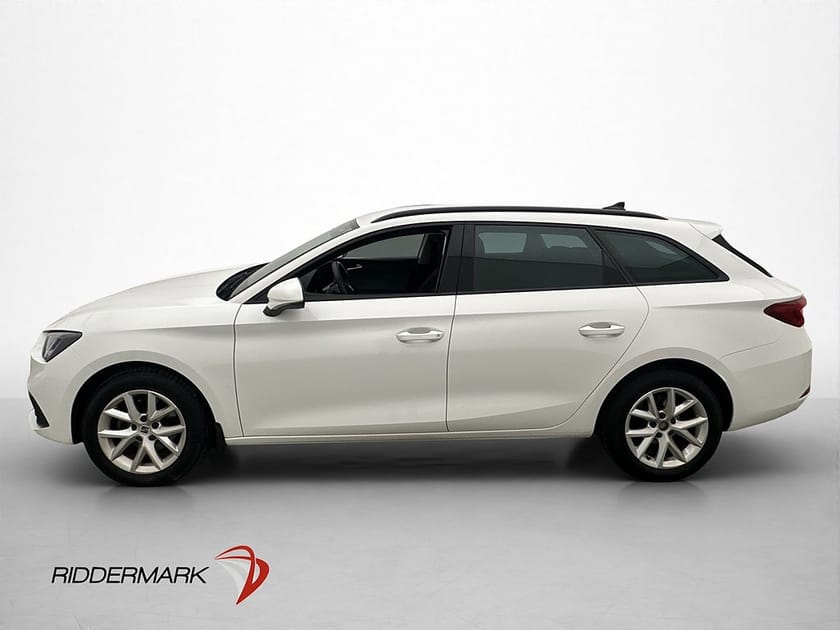 Bild 4 av SEAT Leon Sportstourer ST eTSI 150hk Style Cockpit Läder Rattvärme